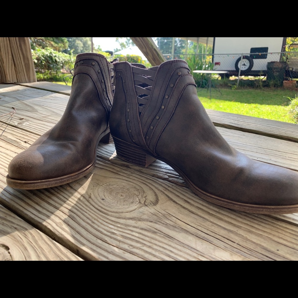 Western style ankle boots